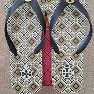 Tory Burch Thong Geo Graphic Pattern thong sandals size 36/6